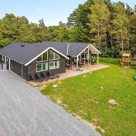5 Star Holiday Home In Vejby *